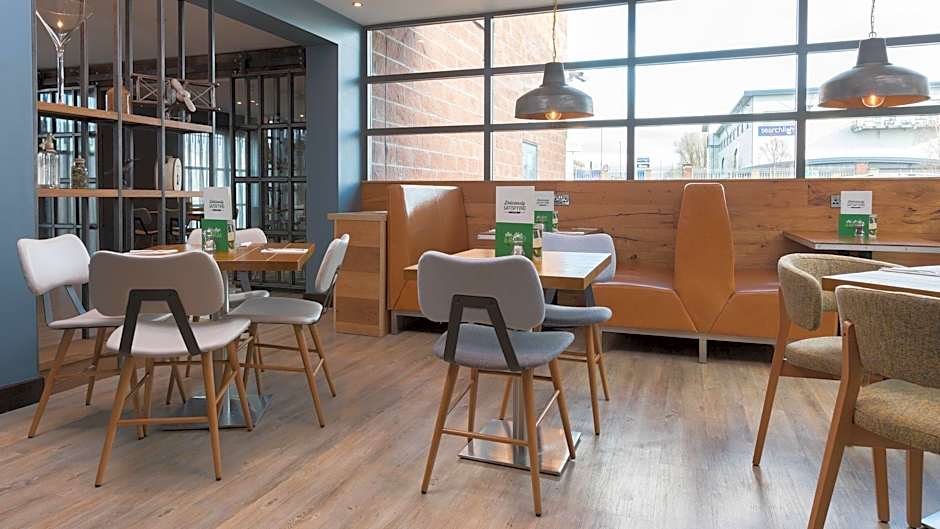 Holiday Inn Manchester Central Park By IHG