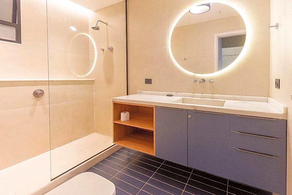 3BR Comfort: 100m from Copacabana-Ipanema Beach