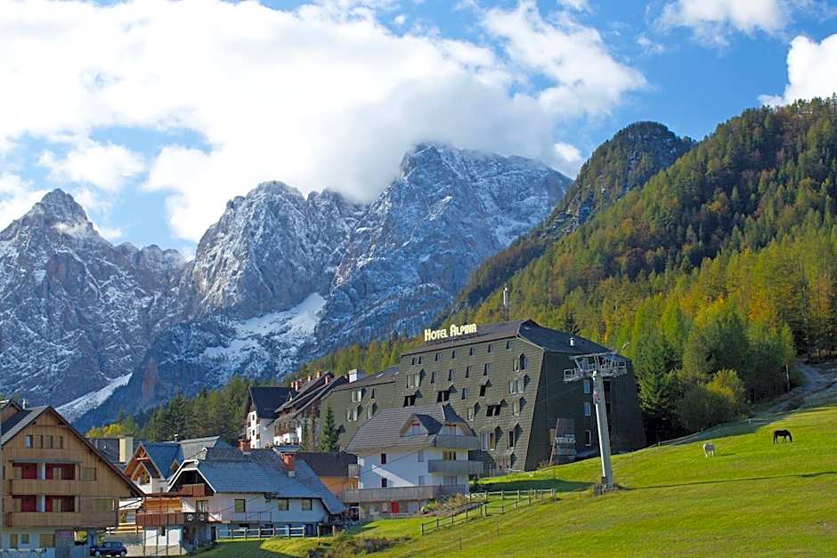 Hotel Alpina