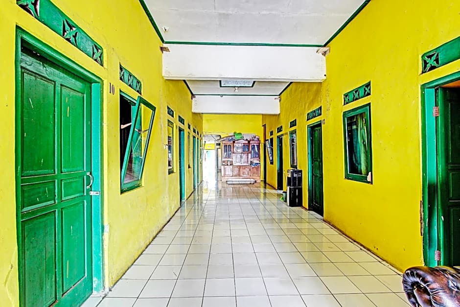 Hotel O Indah Arum