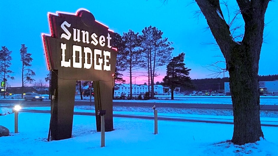 Sunset Lodge Escanaba