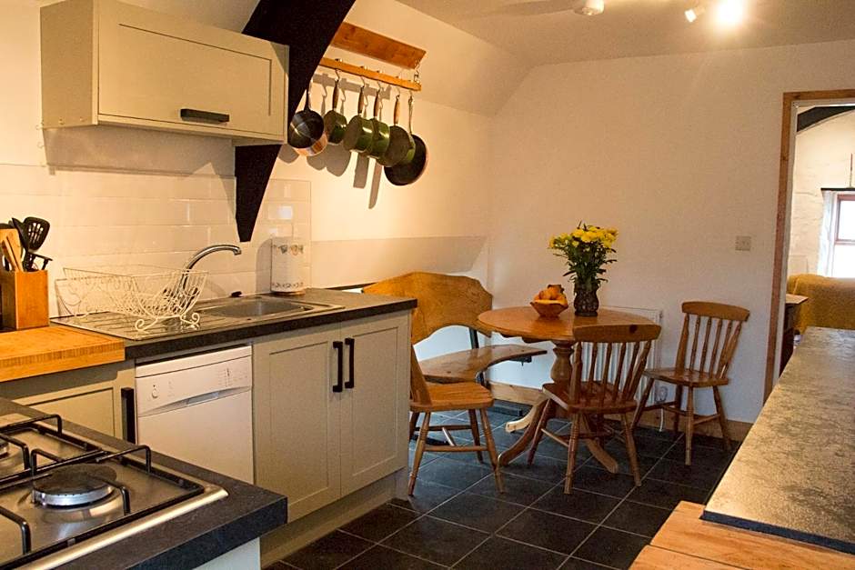 James John Hamilton House and backpacker hostel