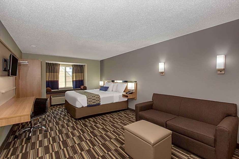 Microtel Inn & Suites by Wyndham Augusta Riverwatch