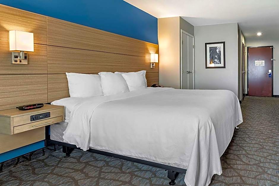 Comfort Inn & Suites Mansfield