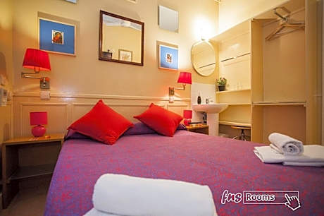 Standard Double Room with Shared Bathroom