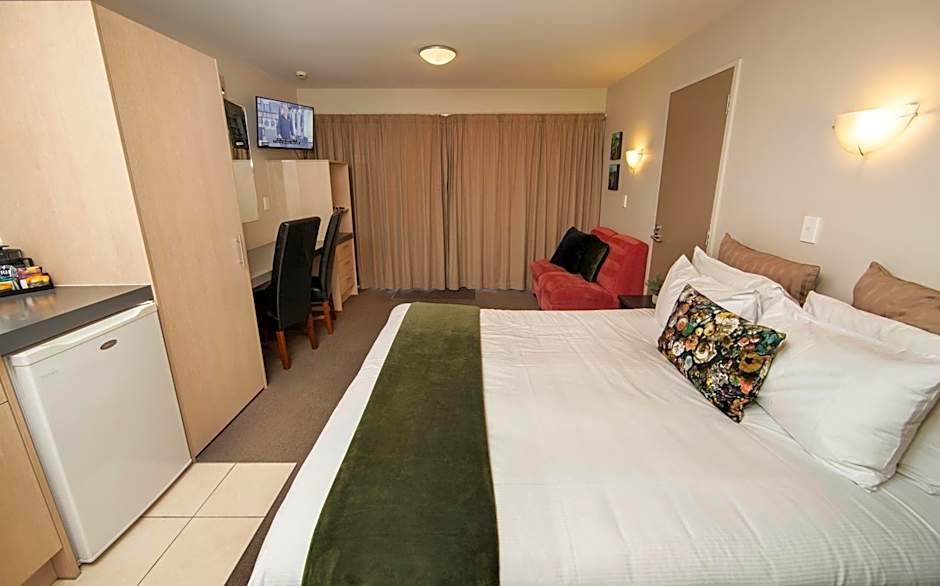Cranford Oak Motel