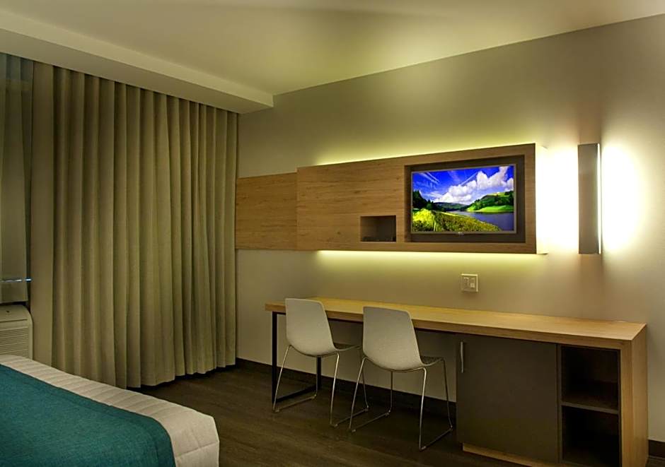 Ramada by Wyndham Laval