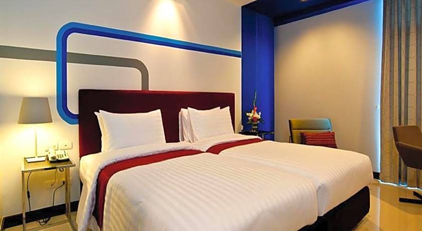 FX Hotel Metrolink Makkasan