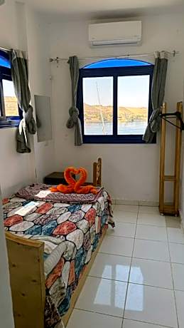 Queen Room with Sea View