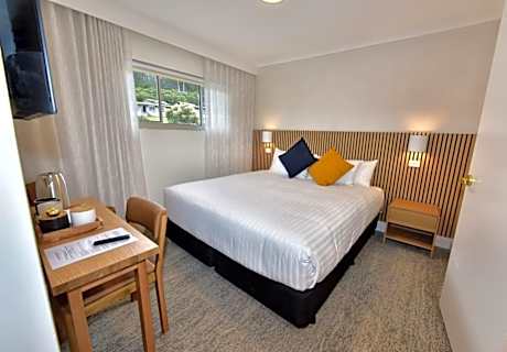 Mountain View Superior King Room