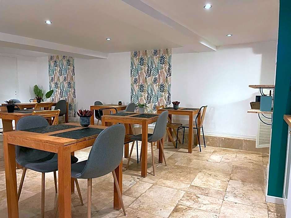 Hôtel Le Thurot- Dijon Centre ville Gare