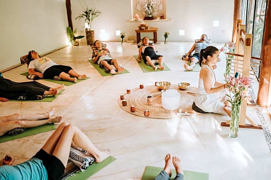 Petit Lafitte Beach Front Hotel & Bungalows