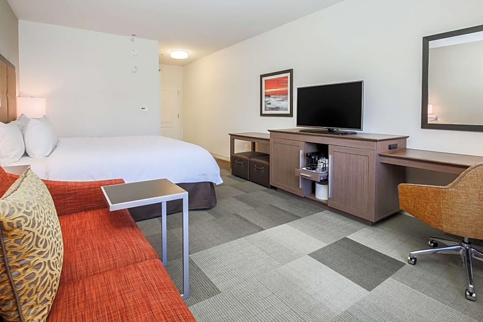 Hampton Inn By Hilton & Suites Camarillo