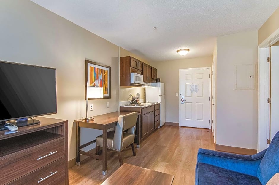 MainStay Suites Columbus near Fort Benning