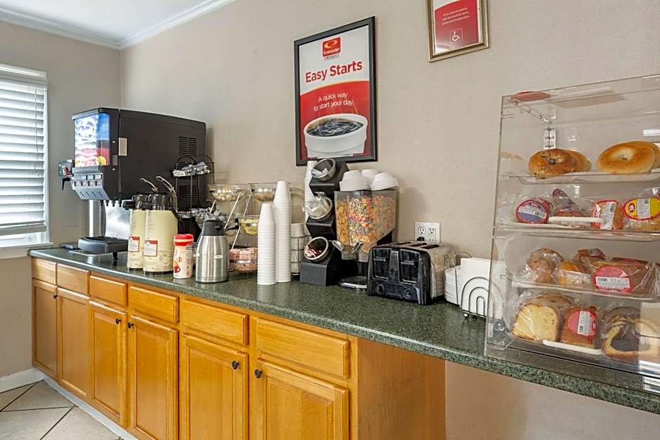 Econo Lodge Sturbridge