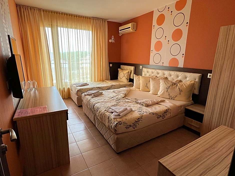 Hotel Lazur