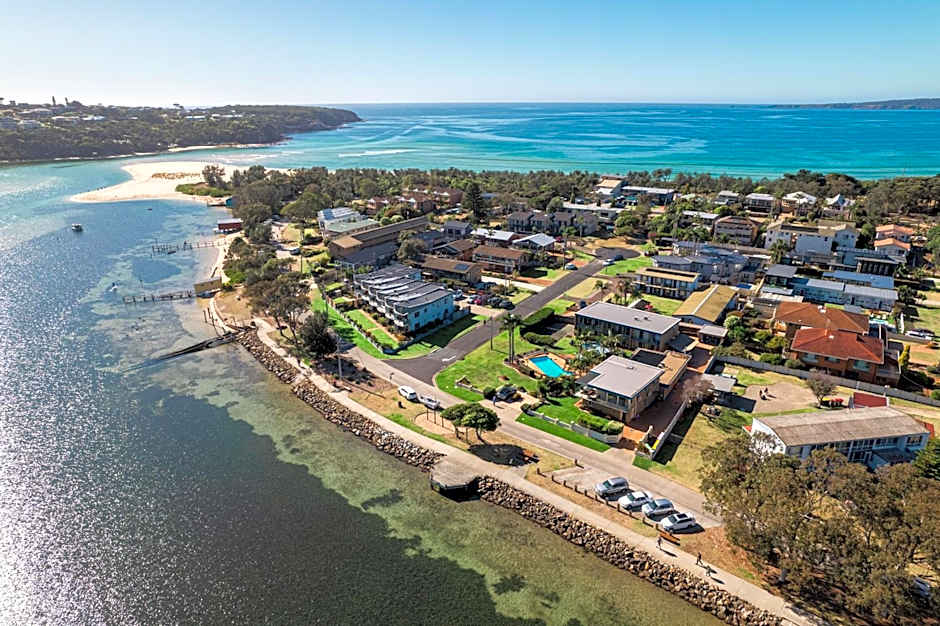 The Retreat Lakeside Merimbula