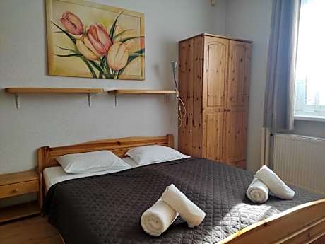 Studio (2 Adults) - Economy