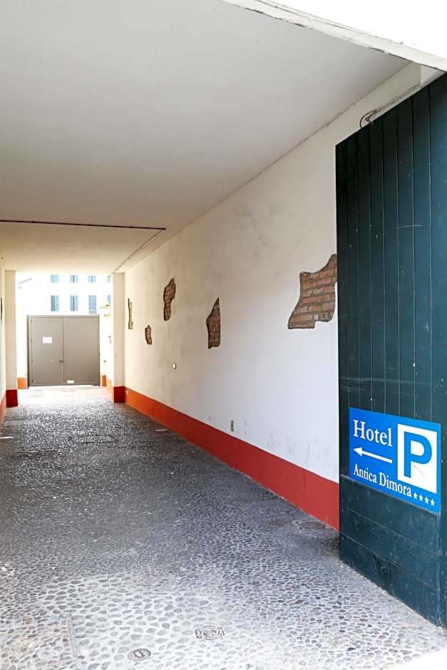 Hotel Mantegna Stazione, MantegnaHotels