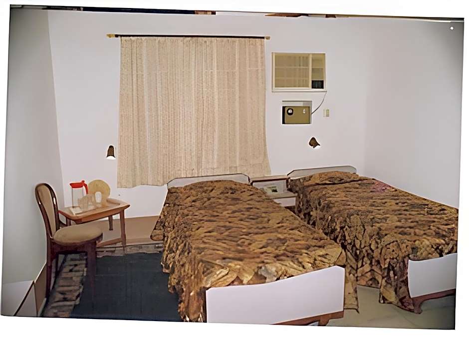Radiant YMCA Tourist Hostel – Varanasi, VA