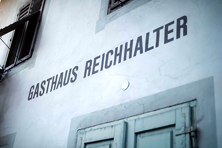 1477 Reichhalter