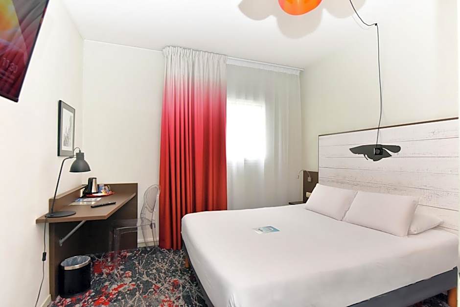 Kyriad La Rochelle City Center