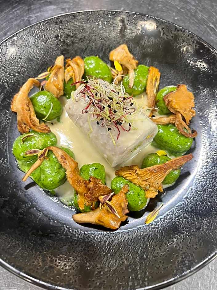 Logis Hôtel & Restaurant Mediterranee