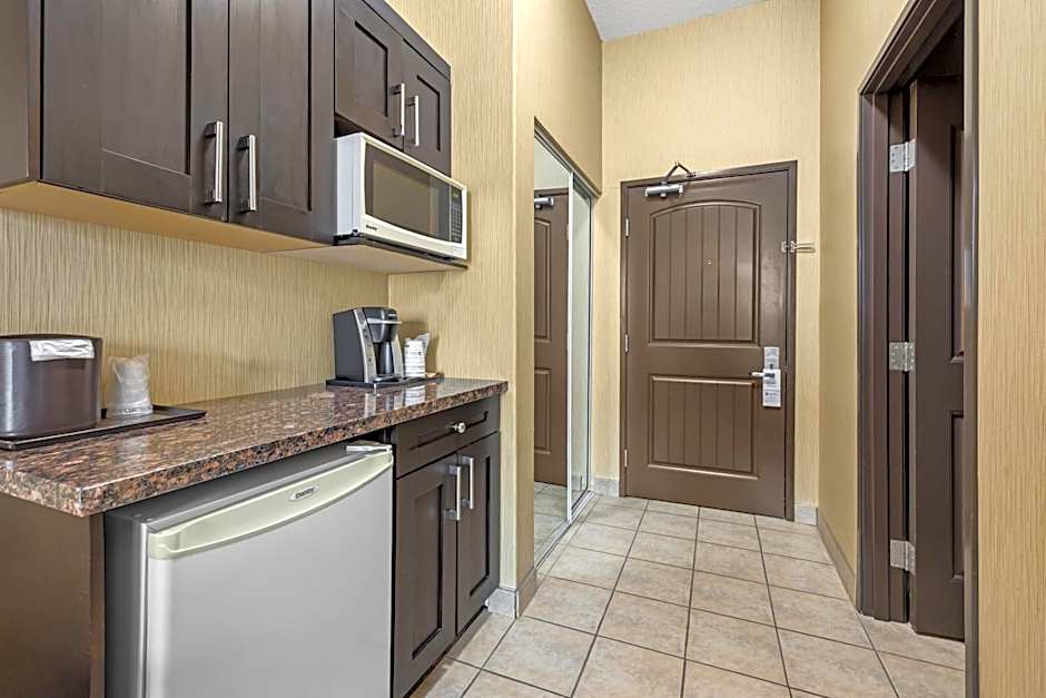 Best Western Estevan Inn & Suites