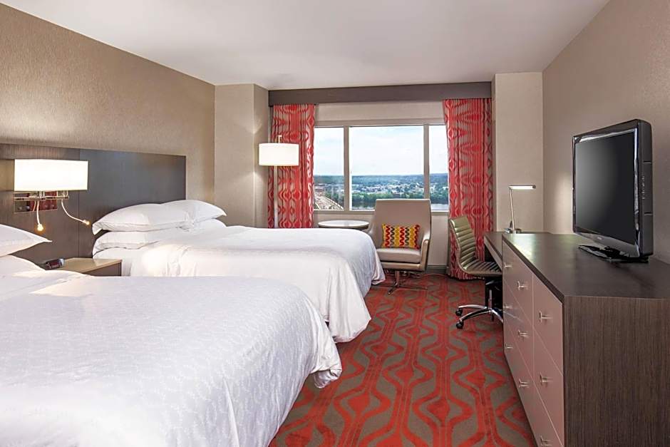 Photo 1 of 2 of 2 Queen Beds Guestroom, High Floor
