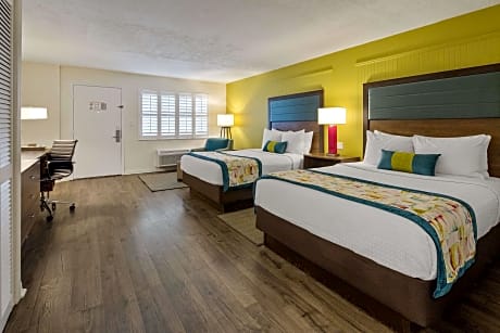2 QUEEN BEDS,NSMK,POOL VIEW,MICROWAVE,REFRIGERATOR,FULL BREAKFAST