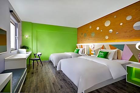 Ibis Zhenjiang Dashikou Hotel