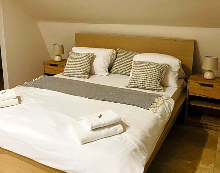 Downtown Apartments with shared kitchen