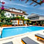 Ten Apart Hotel