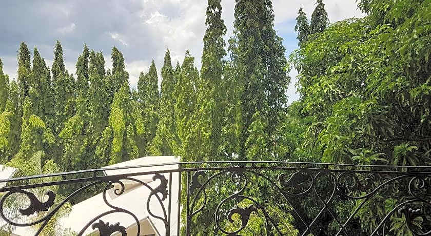 Sophia Suites Residence Hotel