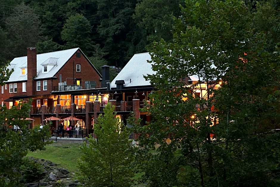 Historic Tapoco Lodge Resort