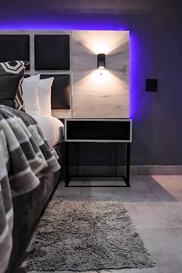 Cascades Guest Lodge