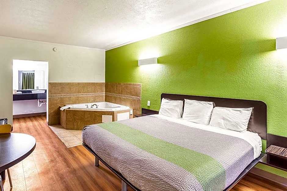 Motel 6-Huntington, WV
