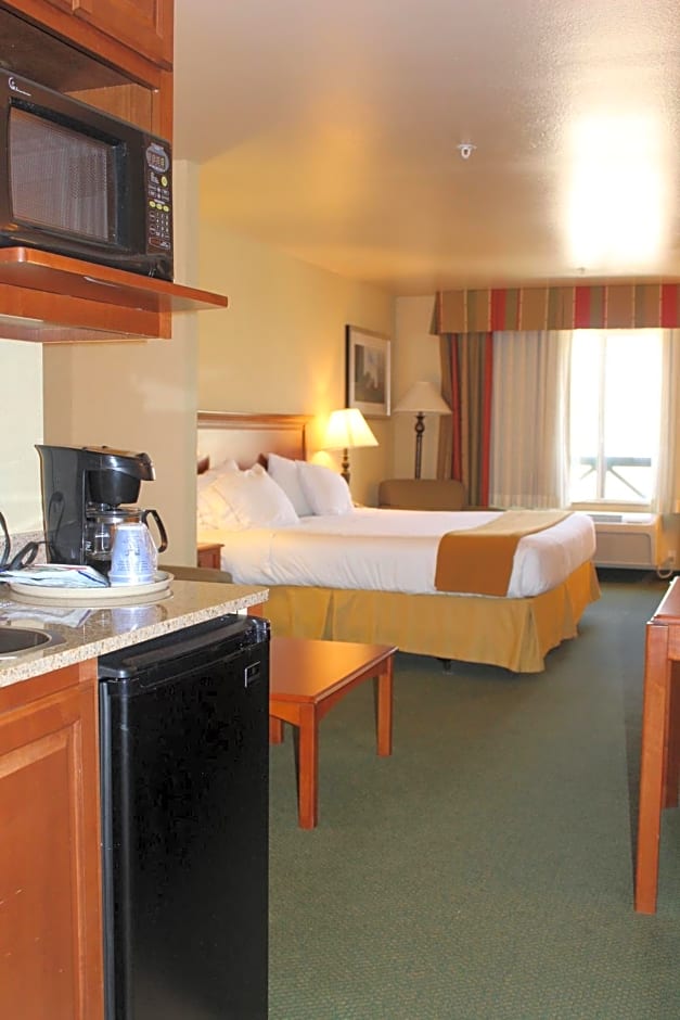 Holiday Inn Express Tehachapi by IHG