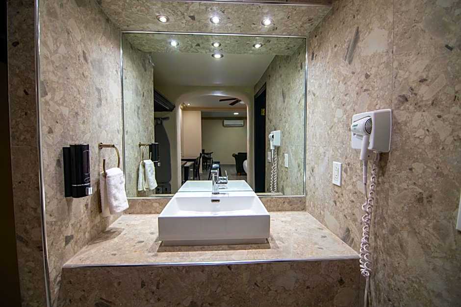 Hotel Siesta Real