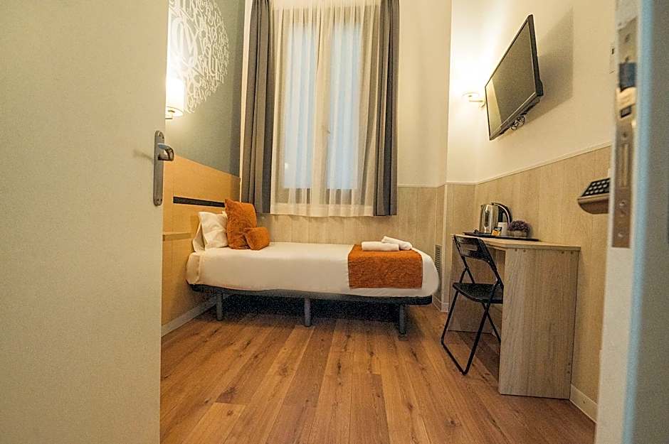 Hostal Live Natura Barcelona