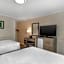 Econo Lodge Inn & Suites