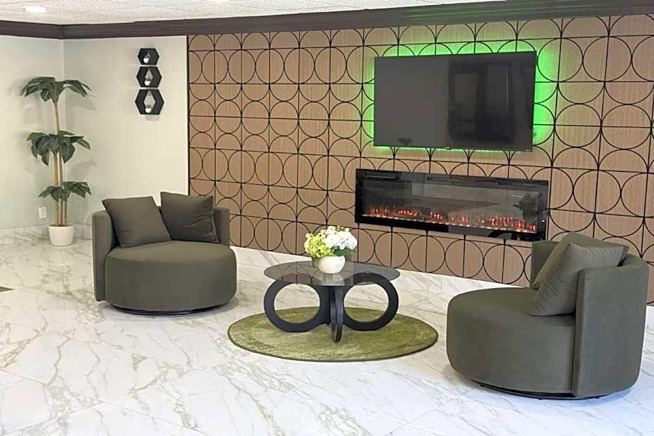 Wingate by Wyndham Livonia
