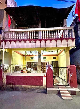Thakur’s Homestay 