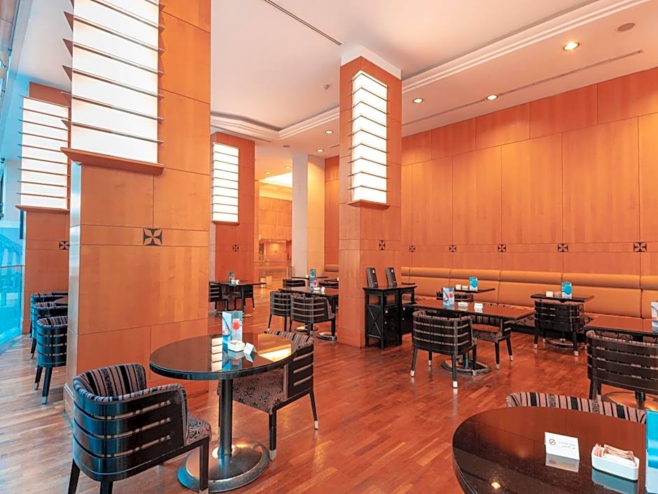 Holiday Inn - Suites Kuwait Salmiya by IHG