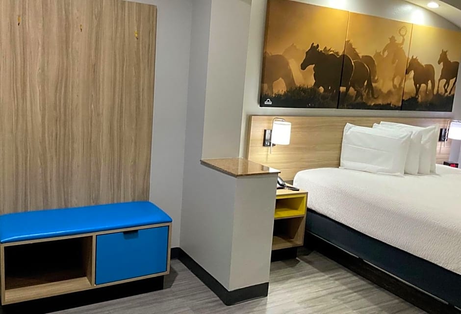 Days Inn by Wyndham Humble/Houston Intercontinental Airport