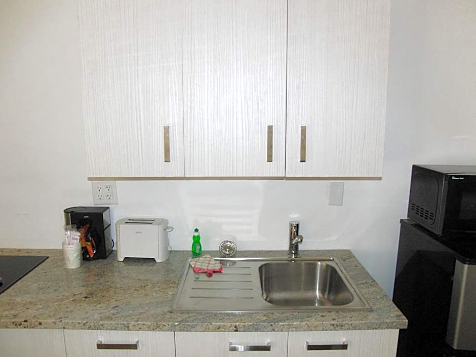 Regency Inn & Suites Sarasota