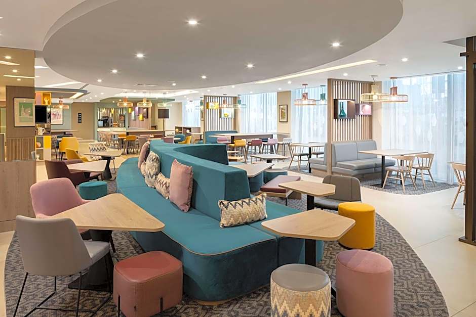 Hampton By Hilton London City