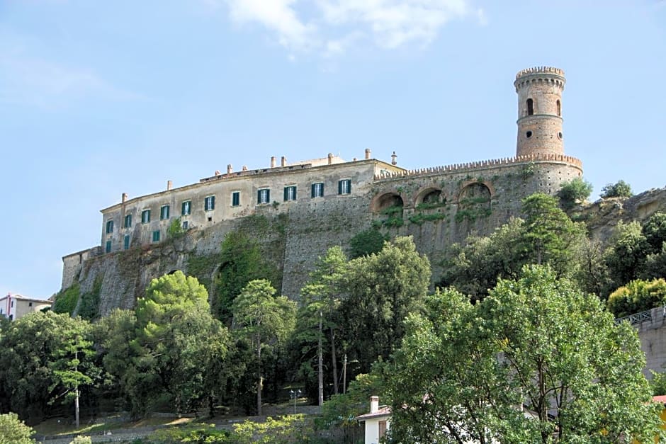 Castello Di Caccuri Suites