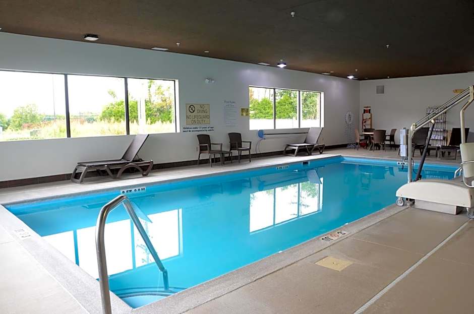 Comfort Inn & Suites Cave City