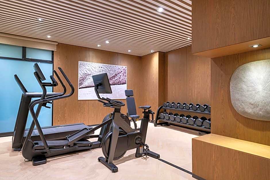 AC Hotel by Marriott Atocha